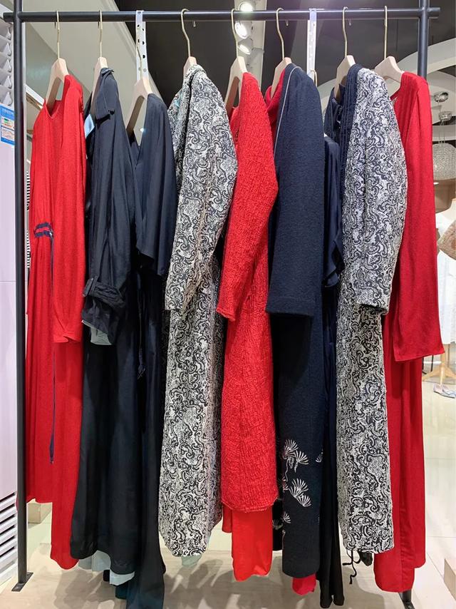 品牌折扣女装哪个品牌好,什么是品牌折扣女装