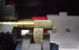 车工滚花的正确速度,车工滚花深度如何计算