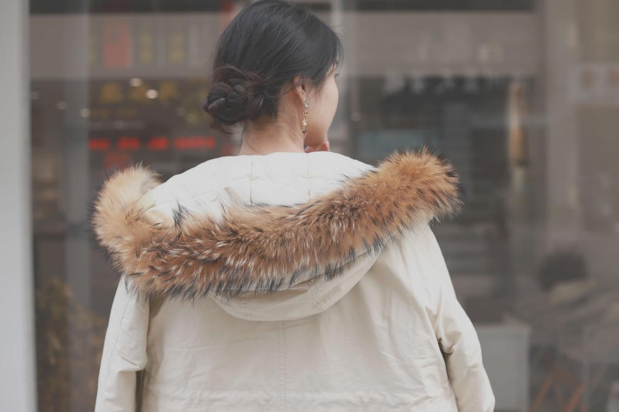 长相普通女孩和漂亮女孩,周冬雨杨超越早期视频