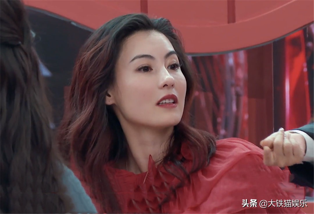 9位老牌女星今昔颜值对比,年轻时颜值惊艳的15位女星