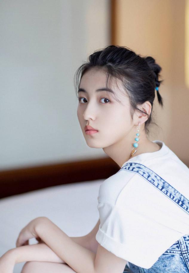 圆脸女生适合的仙气发型,圆脸女生适合的齐肩发造型