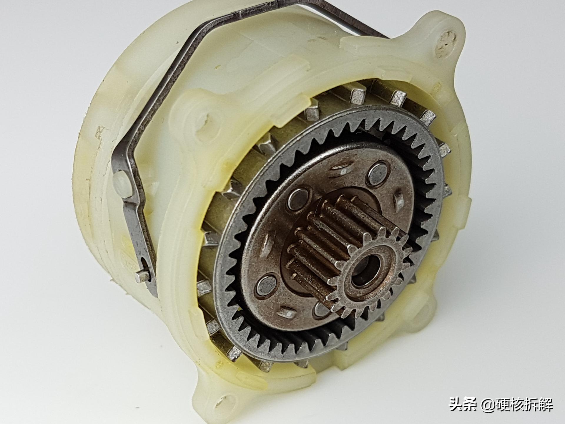 博世有刷电钻齿轮拆卸,博世电钻齿轮拆解视频