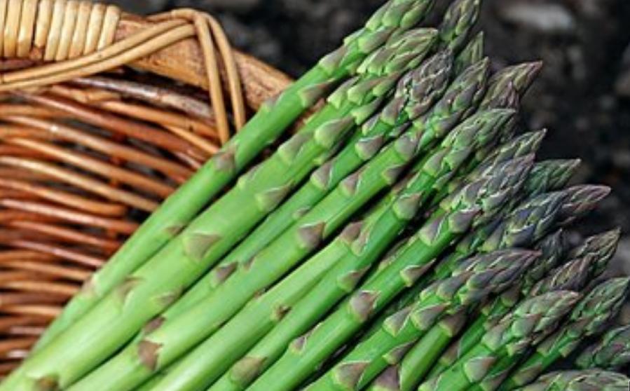 孕期芦笋炒肉的最佳做法,芦笋炒大虾的做法窍门视频教程