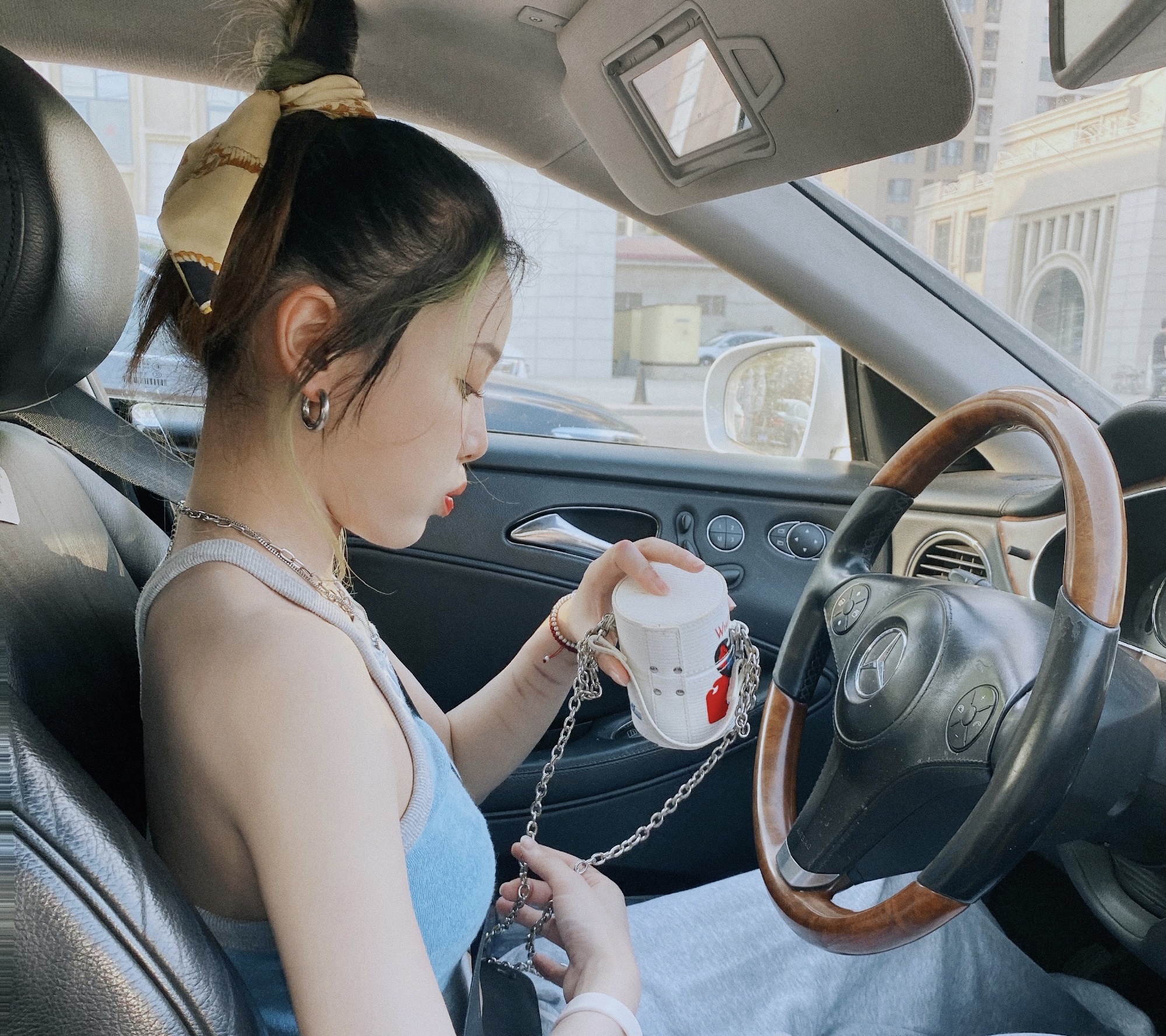 网红猫猫子直播自杀的原因揪心！因网友怂恿才逞强喝下农药