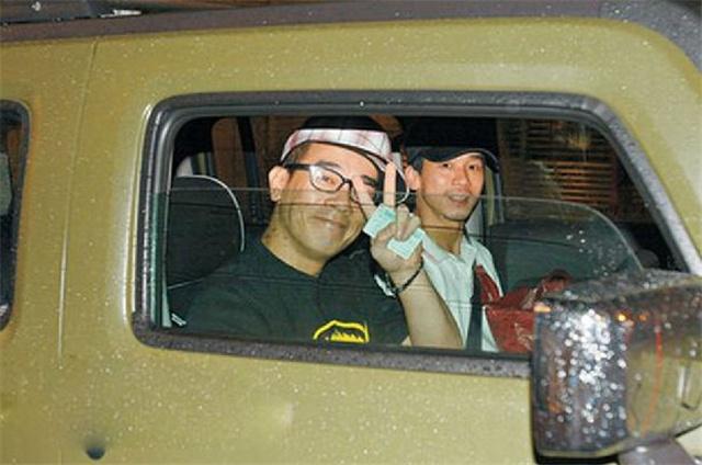 陈小春买过的车,陈小春开悍马h3是哪年的