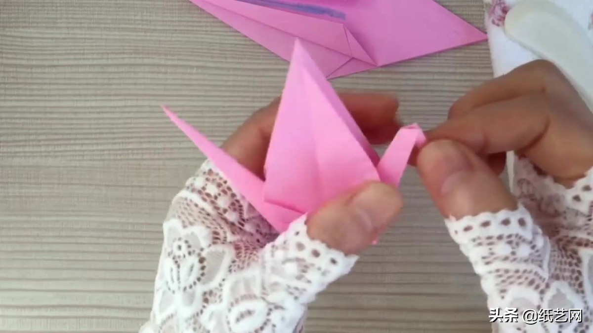 diy手工千纸鹤,diy千纸鹤挂件详细教程