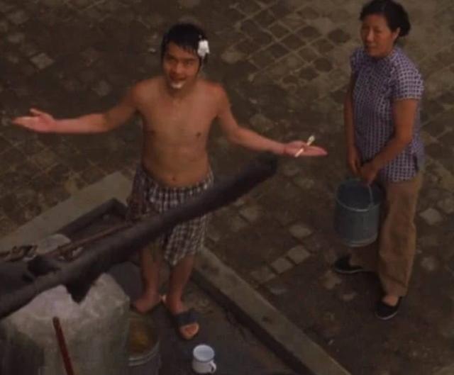 周星驰包租婆绝招,包租婆怎么没水了广告台词