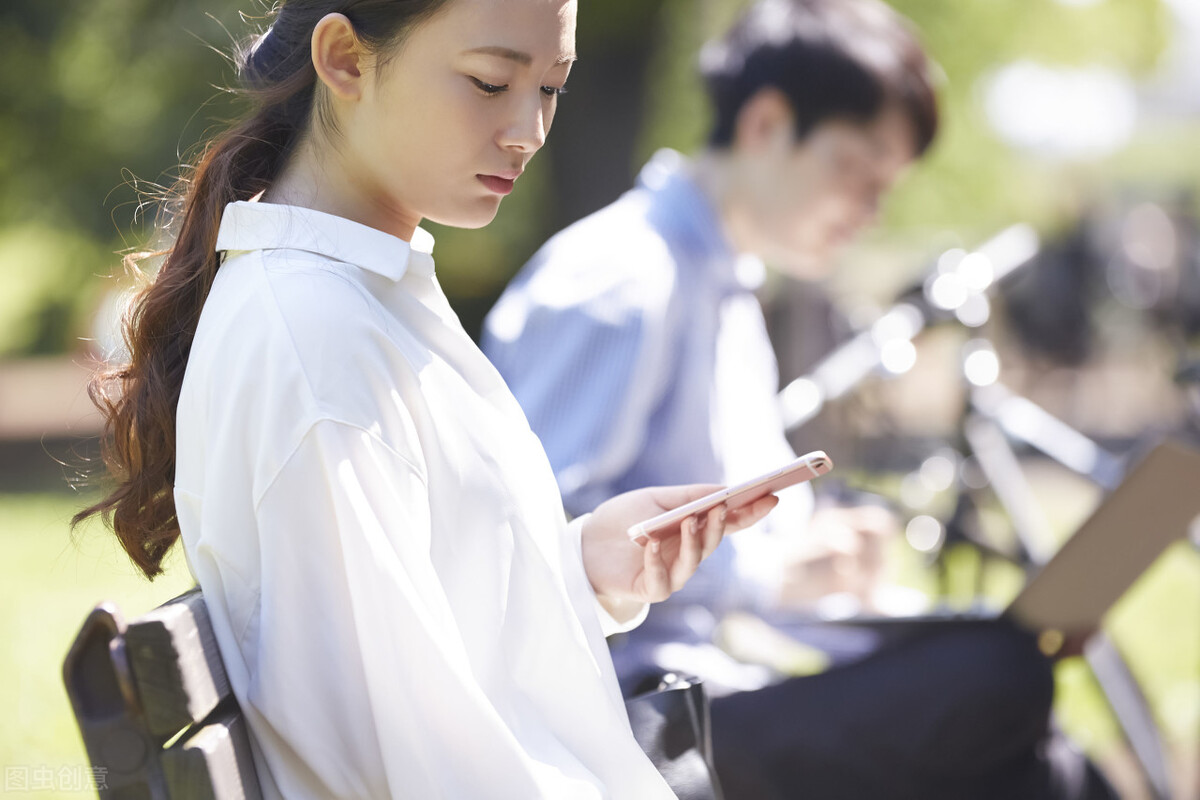 微信聊天技巧找话题,如何通过微信聊到女朋友