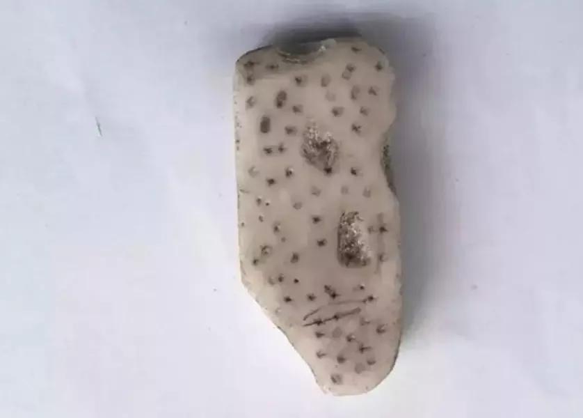 学霸的橡皮vs学渣的橡皮,一块橡皮就能看出学生是学霸