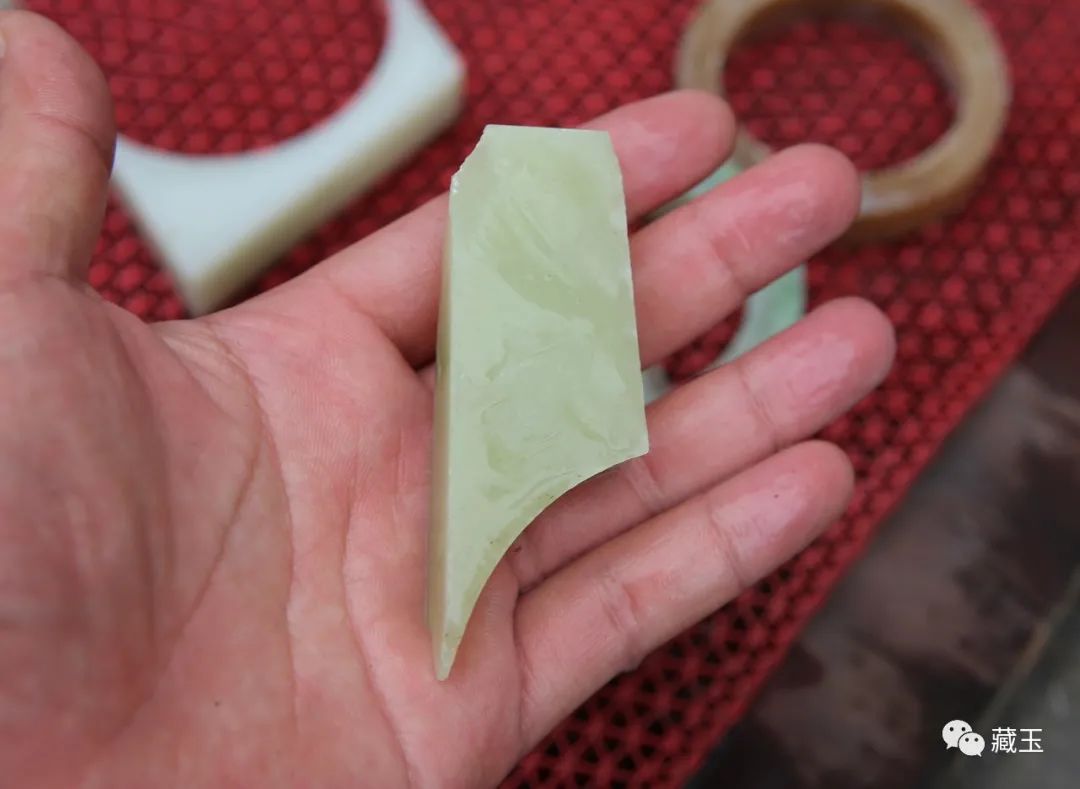 便宜的黄玉有什么猫腻,品相不好的黄玉值多少