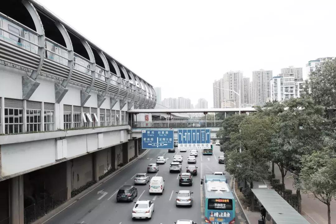 龙岗中心城壹号仓,光明和龙岗中心城