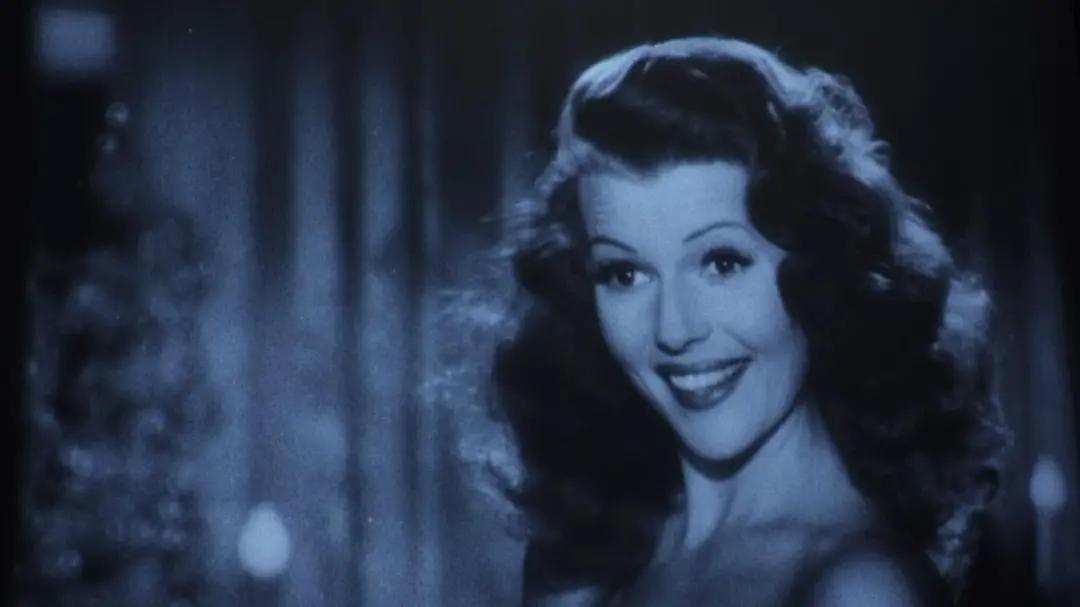 肖申克的监狱生活,肖申克的救赎监狱长贪污片段