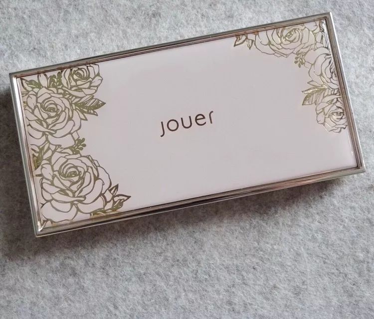 让麻辣鸡”从良”比裸妆更高阶，Jouer就搞定，还打什么水光针