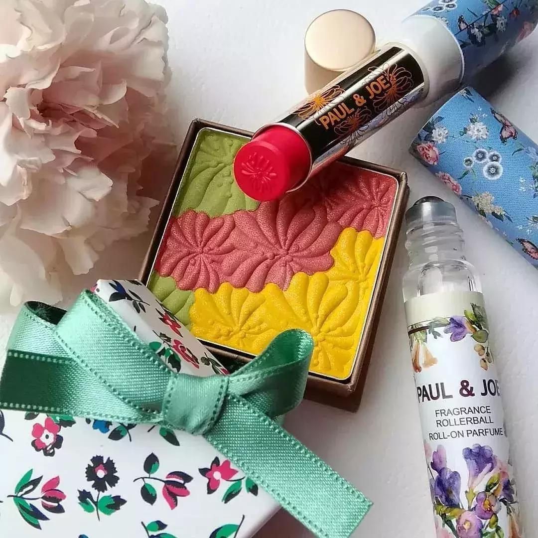 最新彩妆单品推荐,初春彩妆流行趋势