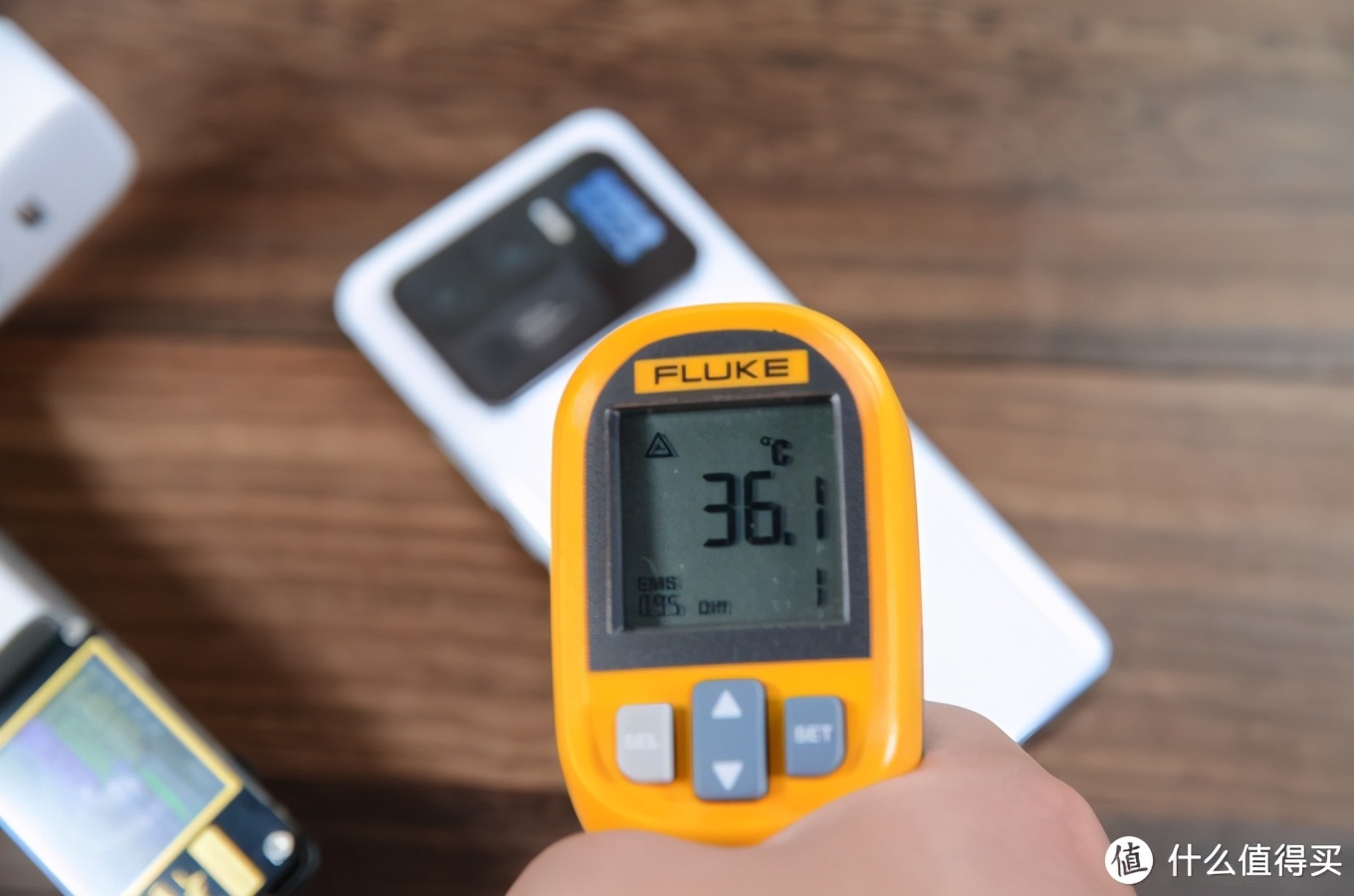 小米11ultra至尊版讲解,小米10至尊和小米11ultra拍照对比