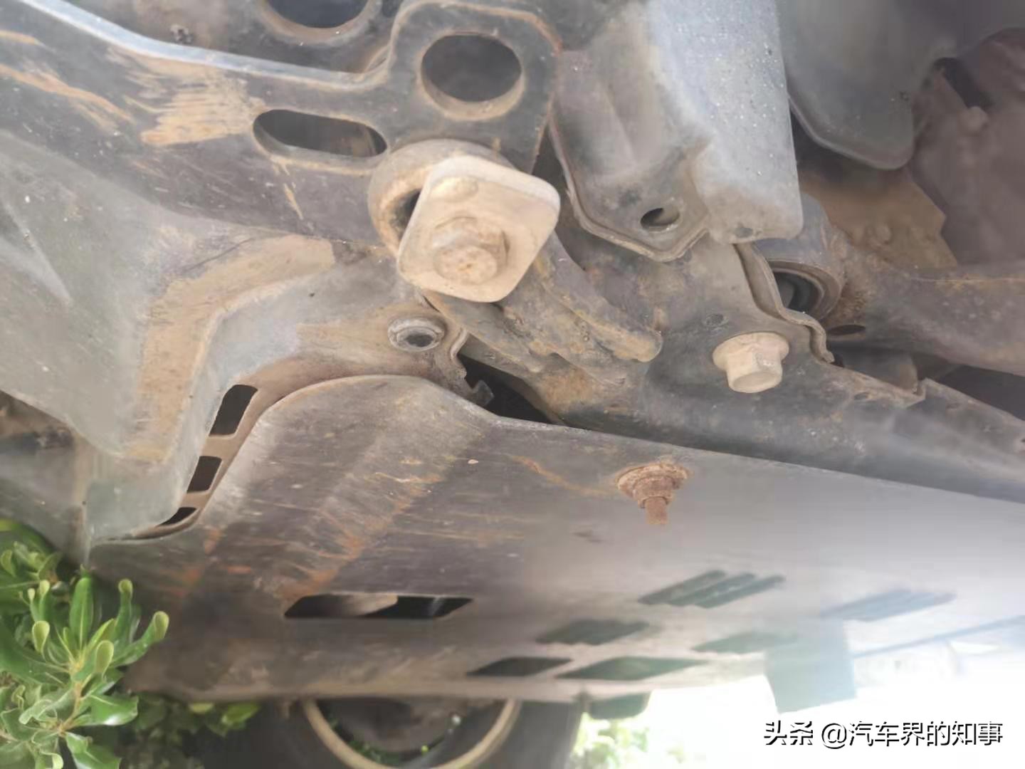 2010款本田crv底盘有异响,本田crv底盘真的那么差吗