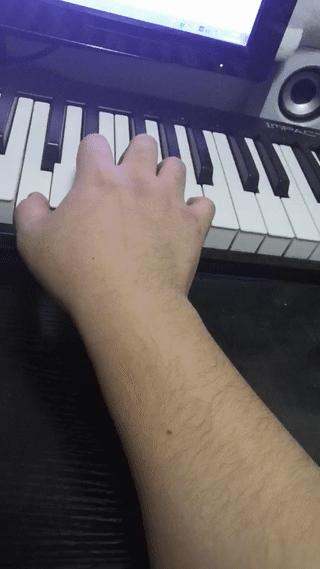 手小怎么弹八度,双八度怎么弹初学者