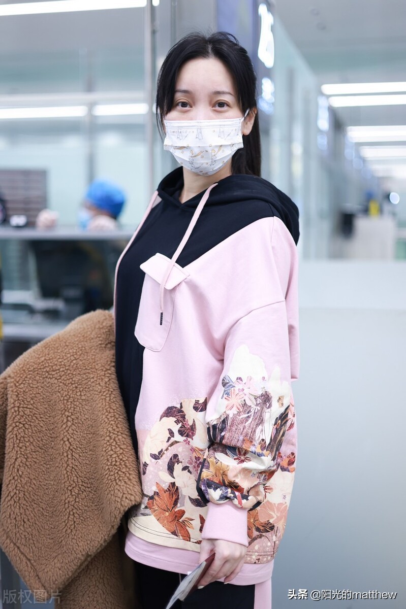 羊羔绒外套女金莎,羊羔绒女外套皮毛一体金莎同款