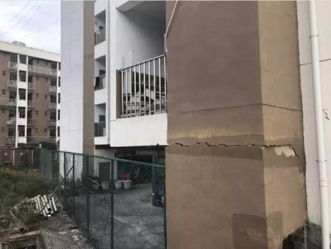 一个贫困县烧掉400亿的背后，其实内有玄机