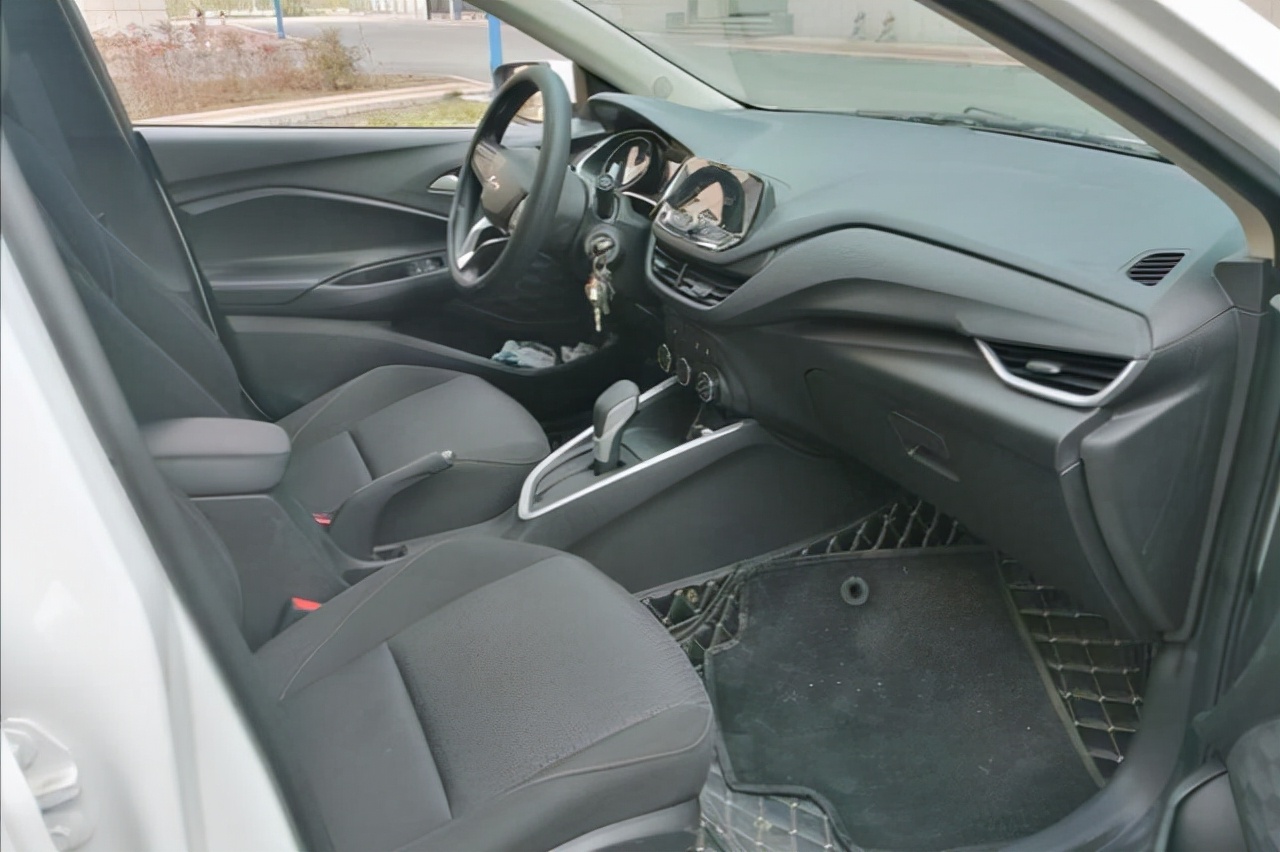 雪佛兰科沃兹开6年4万公里,雪佛兰科沃兹行驶九万公里