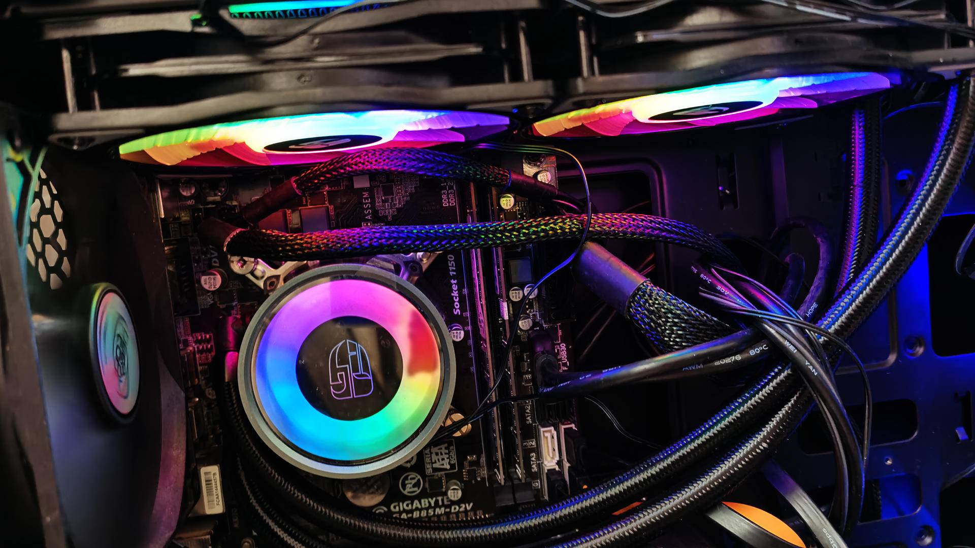 九州风神堡垒240幻彩版开箱,九州风神堡垒240wh水冷测评