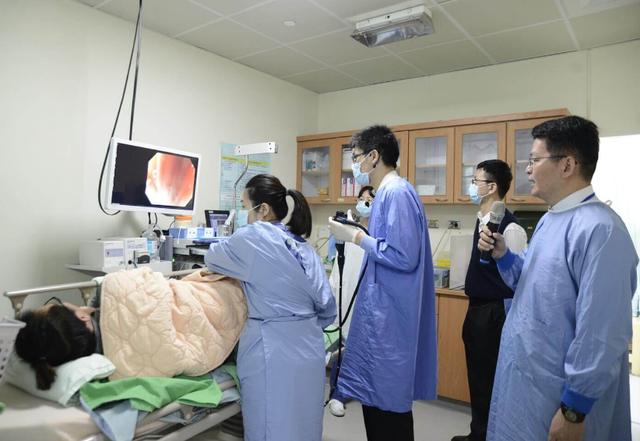 直肠癌早期5大症状有哪些,直肠癌大便带血是早期还是晚期