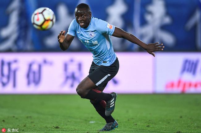 母队太穷,来中超赚钱给母队买大巴车,真球星