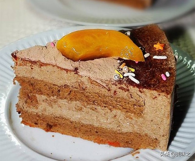 慕斯围边8寸慕斯蛋糕配方步骤,慕斯蛋糕做法六寸