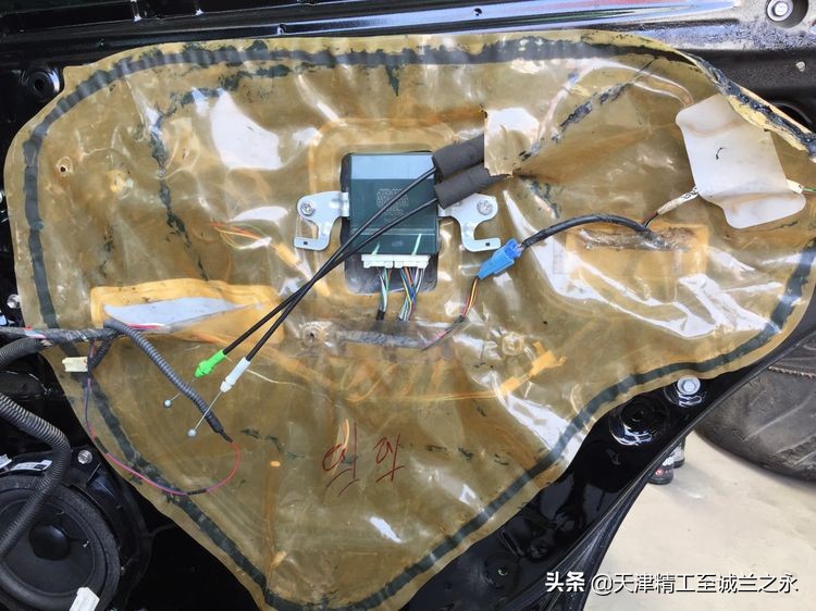 化州7哥翻新12代皇冠多少钱,11年丰田皇冠内饰翻新