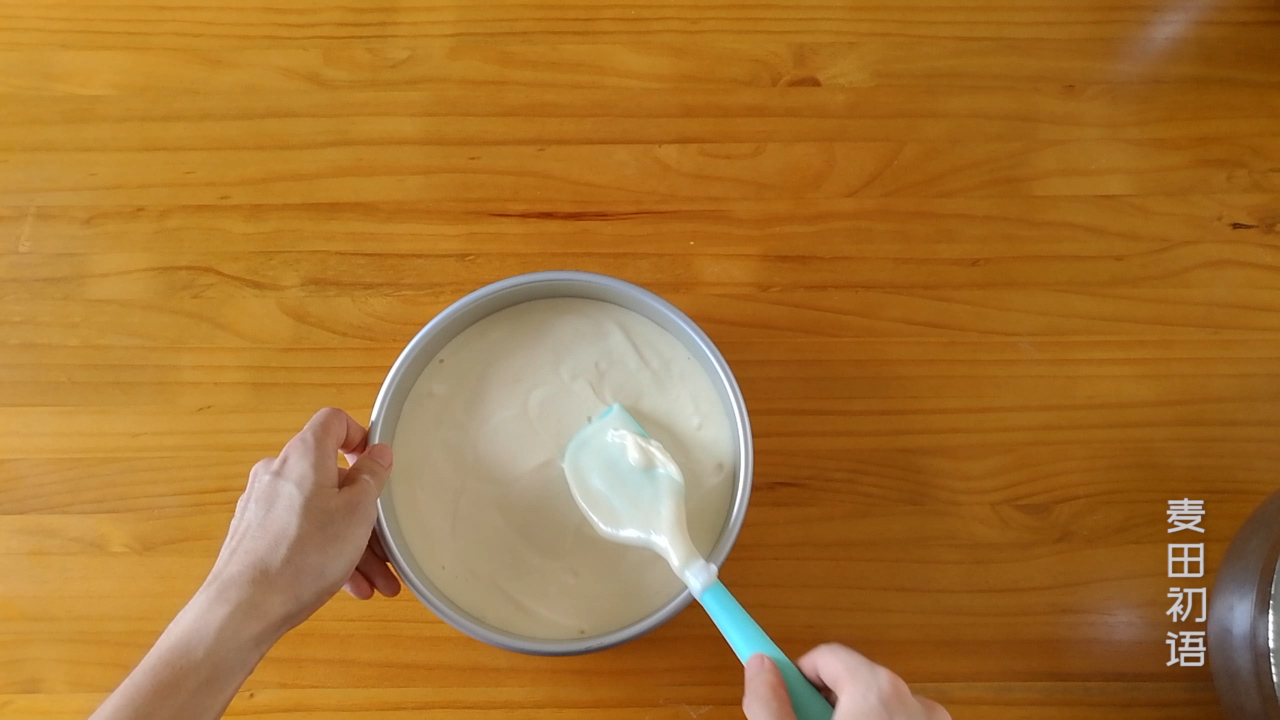 戚风蛋糕凹底和塌陷是怎么回事,做戚风蛋糕不塌陷的秘诀是啥