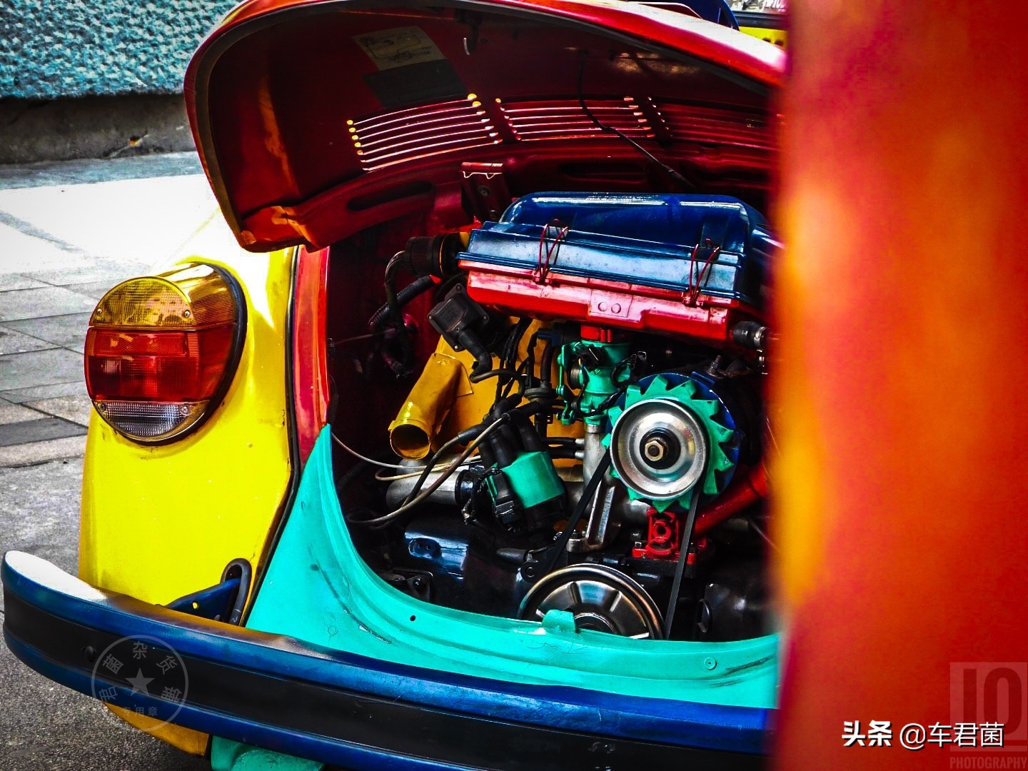 甲壳虫敞篷五颜六色,五颜六色的婚车甲壳虫