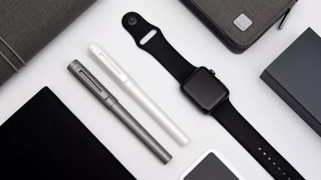 999皮炎平出口红,999皮炎平口红包装