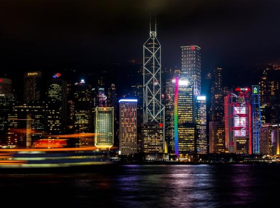 香港上班一个月工资多少,在香港普通打工人一个月挣多少钱