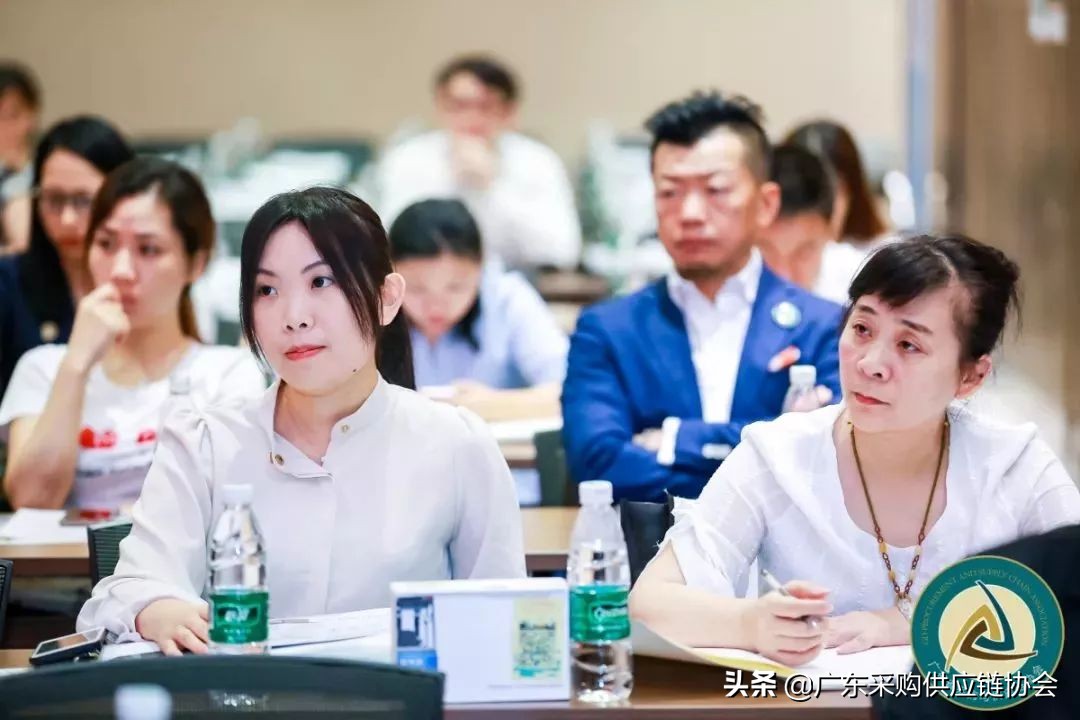 热烈祝贺商会顺利召开,热烈祝贺庆典行业年会圆满成功