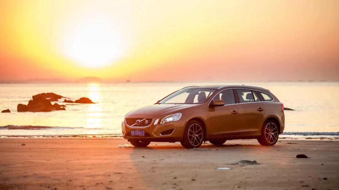 带你领略诗与远方全新沃尔沃v60,试驾沃尔沃v60最新款