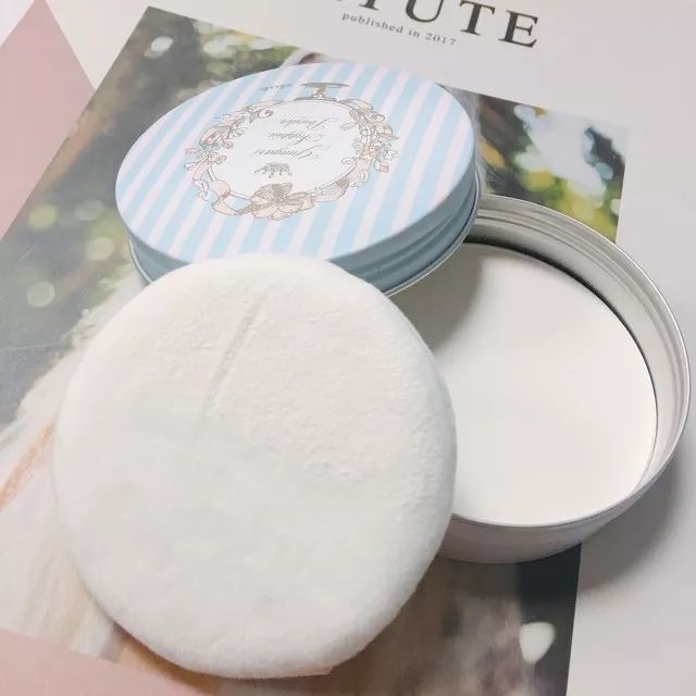 同样都是素颜谁的更好看,为什么男的说喜欢你素颜