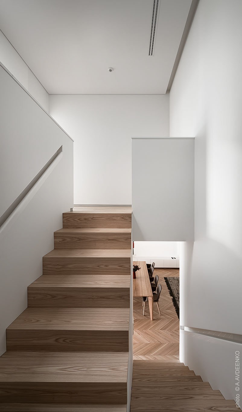 原木地板全屋搭配白色家具效果图,七里河中式原木整装全屋家具定制