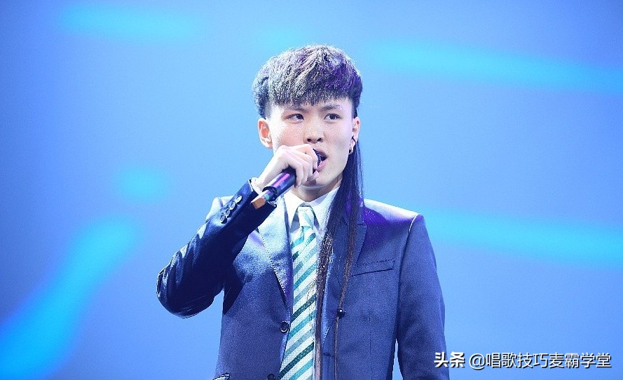 唱歌怎么解决舌头拱起,唱歌时如何把舌头放下来