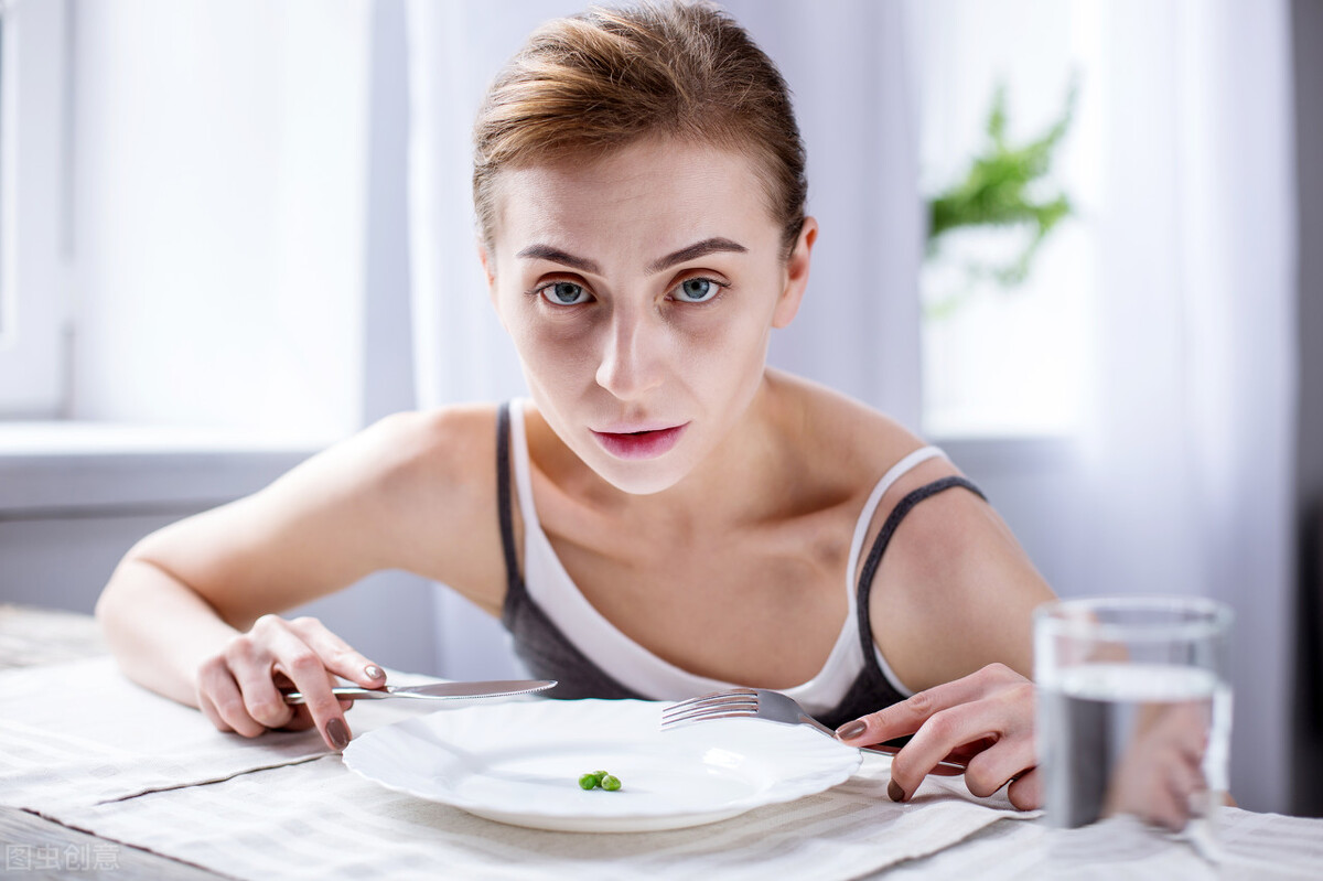 长期喝酒出现身体症状有哪些,喝酒的人戒酒后肝脏会慢慢好转吗