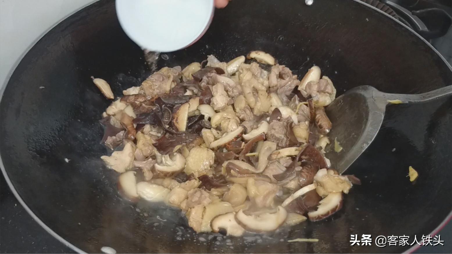 鸡肉最好吃的做法好看视频,鸡肉最好吃的家常做法香辣