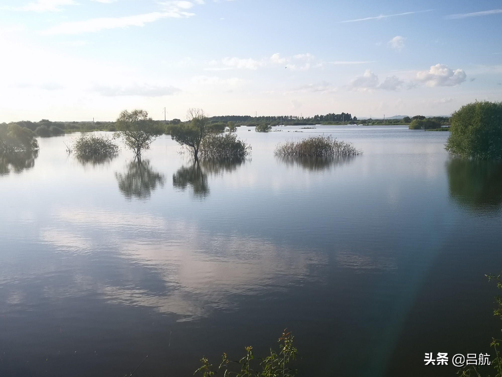 中俄边界兴凯湖,看似汪洋大海其实水深仅十米
