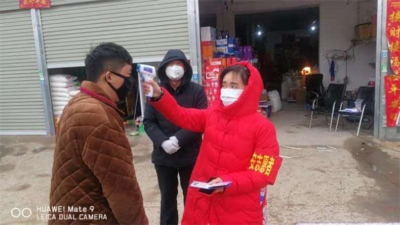 防疫一线巾帼红,巾帼战疫情