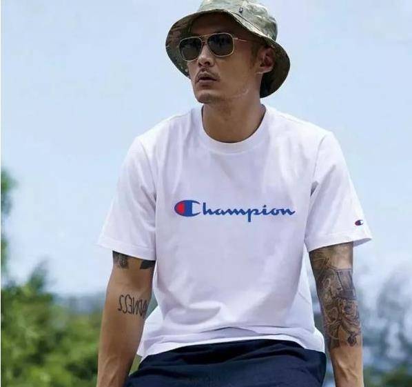 竞争者可以有很多，但“Champion/冠军”只有一个