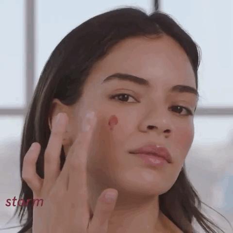 带你看一下颜值高好用的好物,带你们看看美妆博主的底妆