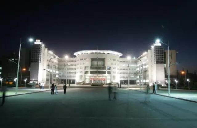 *疆新**大学！真美