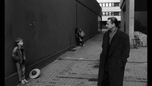 读懂彼得·汉德克，走进《柏林苍穹下》的诗意世界