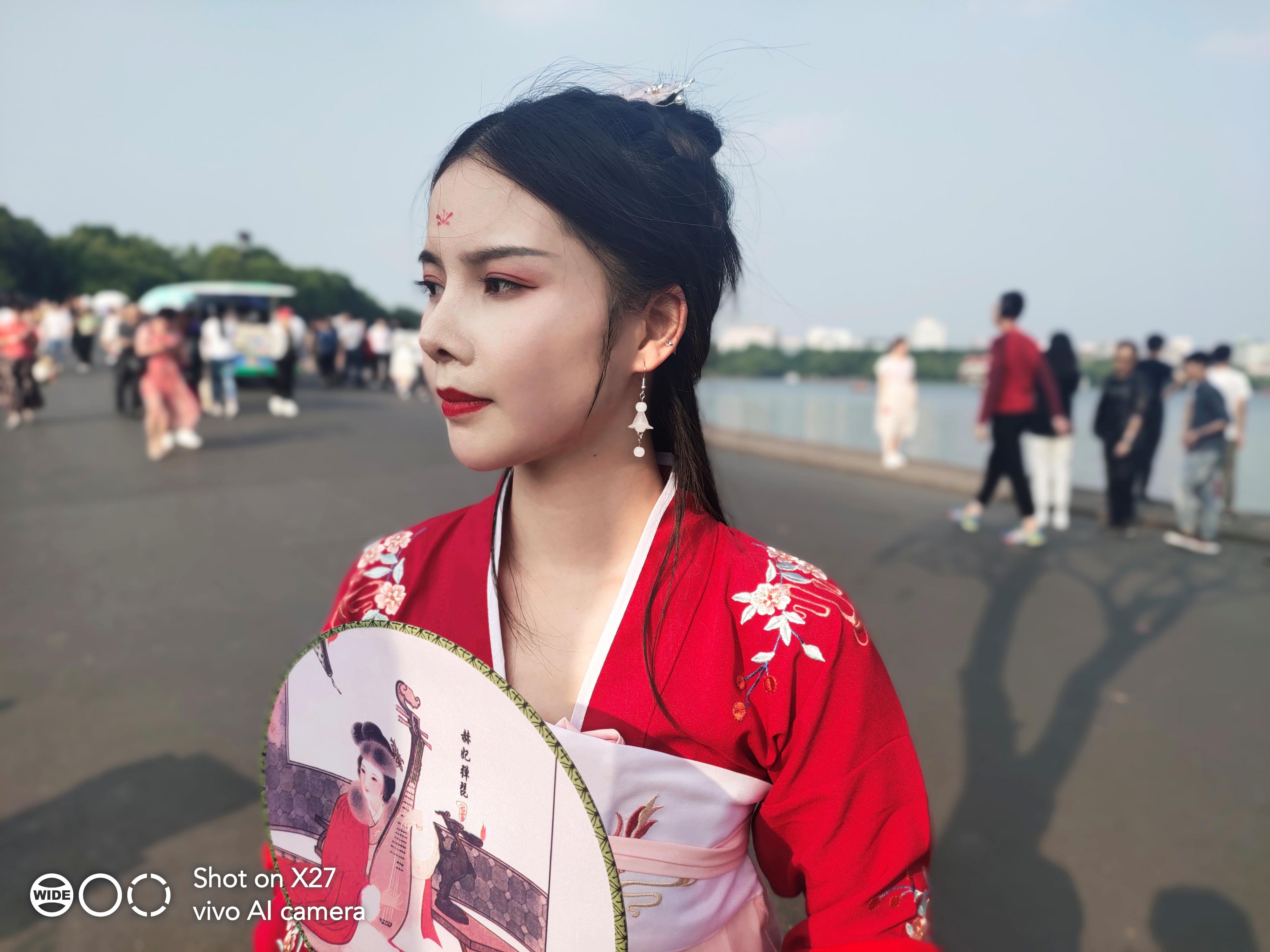 vivox27骁龙710是哪款,vivox27骁龙710打原神怎么样