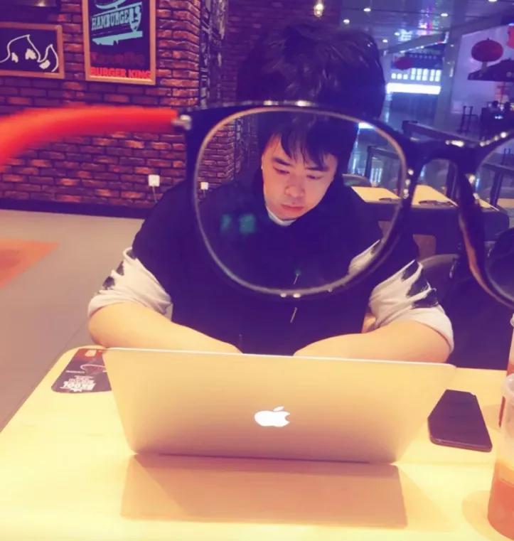 李尚龙演讲知识改变命运,李尚龙心灵鸡汤