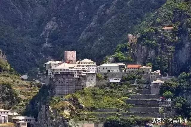 去了非洲才知道，人类才只是这个世界的过路者