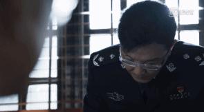 看了第一集就决定追剧,看了一个片段果断追了一部剧